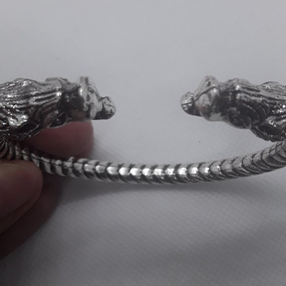 Double Dragon Head Cuff Bracelet - Picture 4 of 5